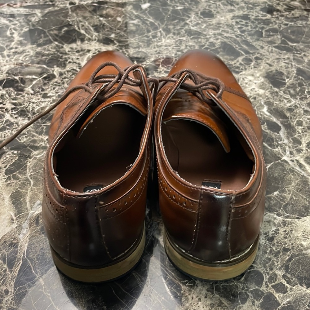 Boys shoes